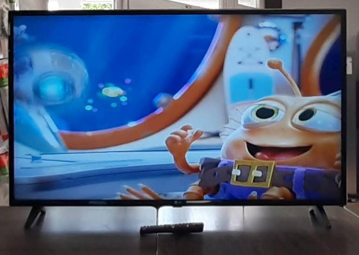 LG 43UM7050PLF